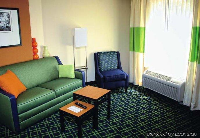 Fairfield Inn & Suites By Marriott Texarkana Rom bilde